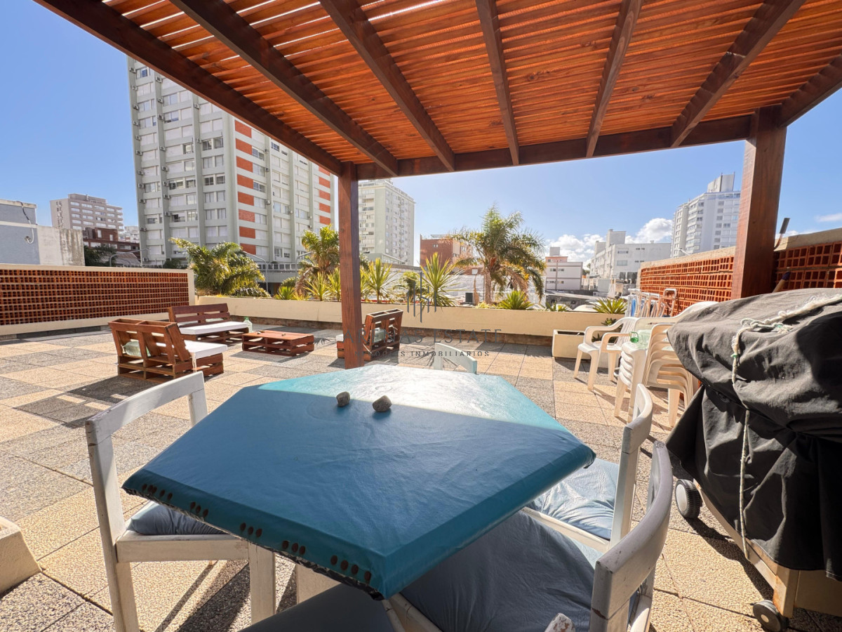 Apartamento ID.4481 - APARTAMENTO EN PLENA PENINSULA CUENTA CON EXCELENTE TERRAZA