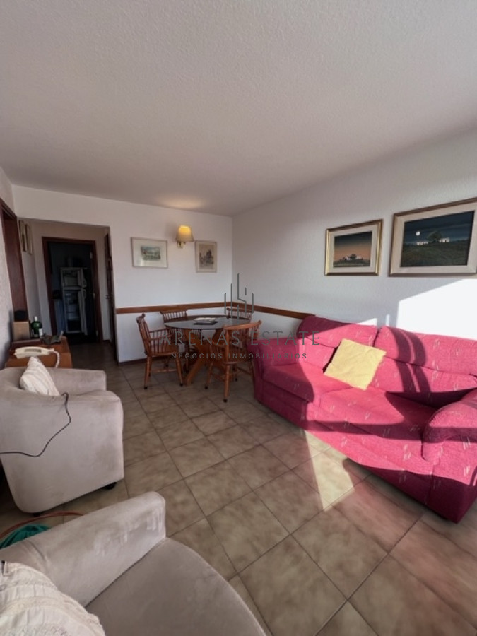 Apartamento ID.1603 - Apartamento en Peninsula a 1 cuadra playa mansa y a 2 playa brava.