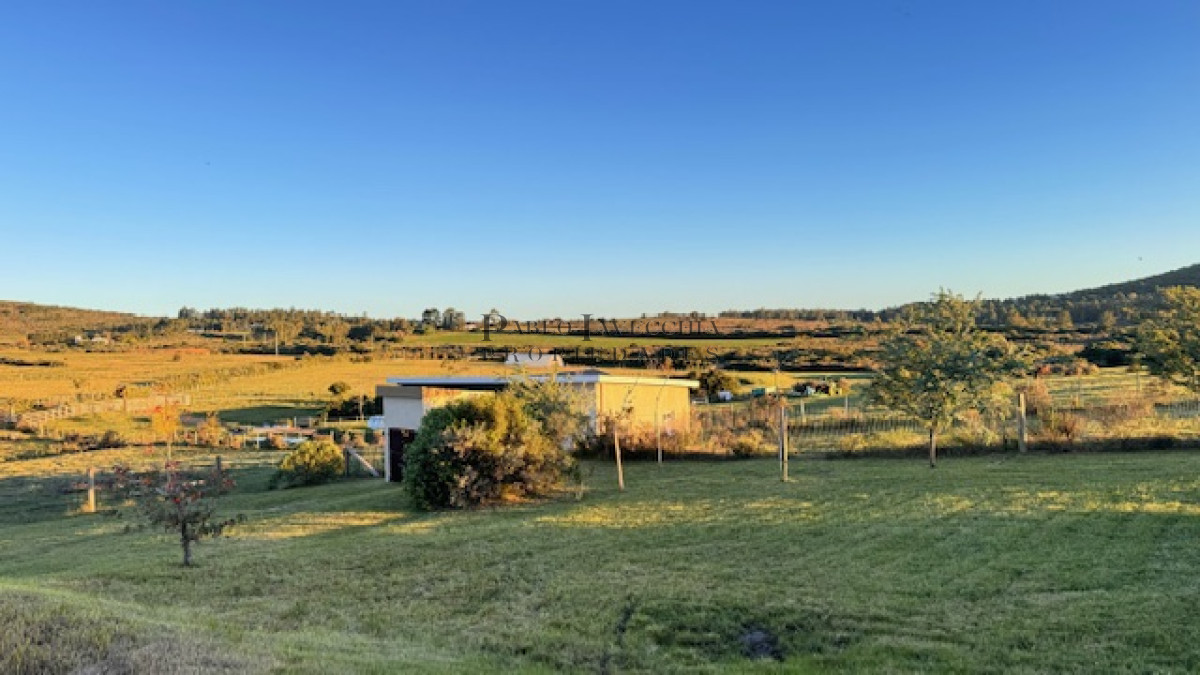 Campo Ref.373 - Hermosa Chacra de 6 has con 664 m2 - cerca de Piriapolis y del parque de fauna natural