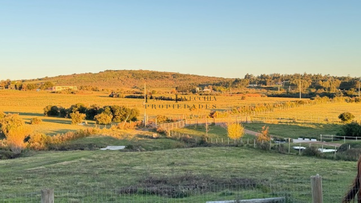 Campo Ref.373 - Hermosa Chacra de 6 has con 664 m2 - cerca de Piriapolis y del parque de fauna natural