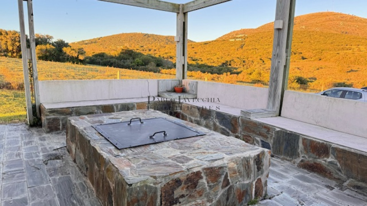 Campo Ref.373 - Hermosa Chacra de 6 has con 664 m2 - cerca de Piriapolis y del parque de fauna natural