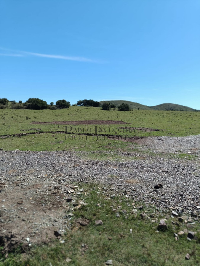Campo Ref.377 - Hermosas chacras con vistas a las Sierras cerca de Aigua - Hay Financiación 