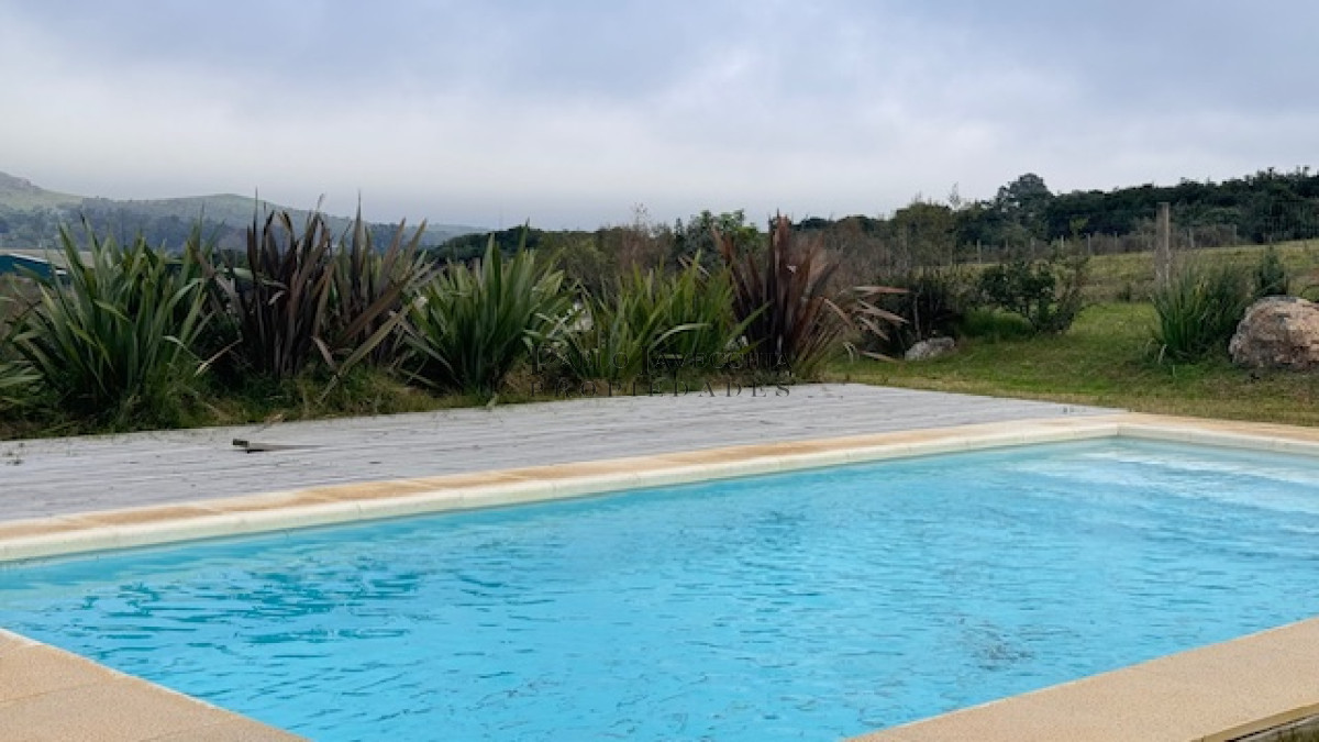 Campo Ref.373 - Hermosa Chacra de 6 has con 664 m2 - cerca de Piriapolis y del parque de fauna natural