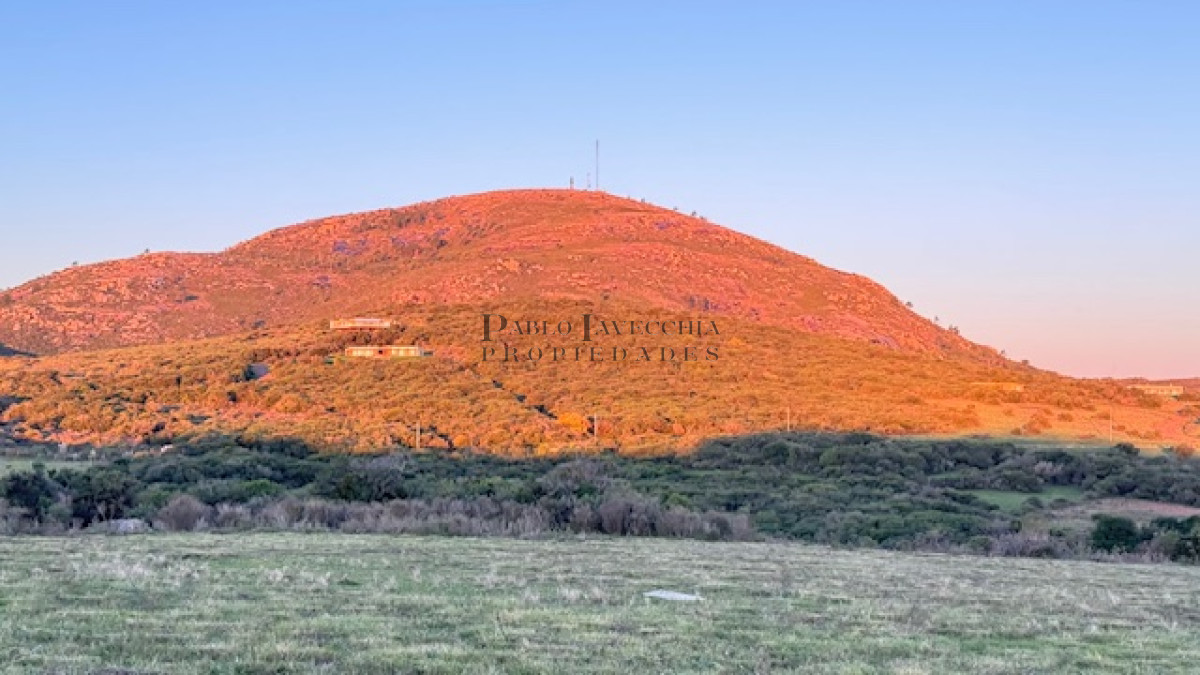 Campo Ref.373 - Hermosa Chacra de 6 has con 664 m2 - cerca de Piriapolis y del parque de fauna natural