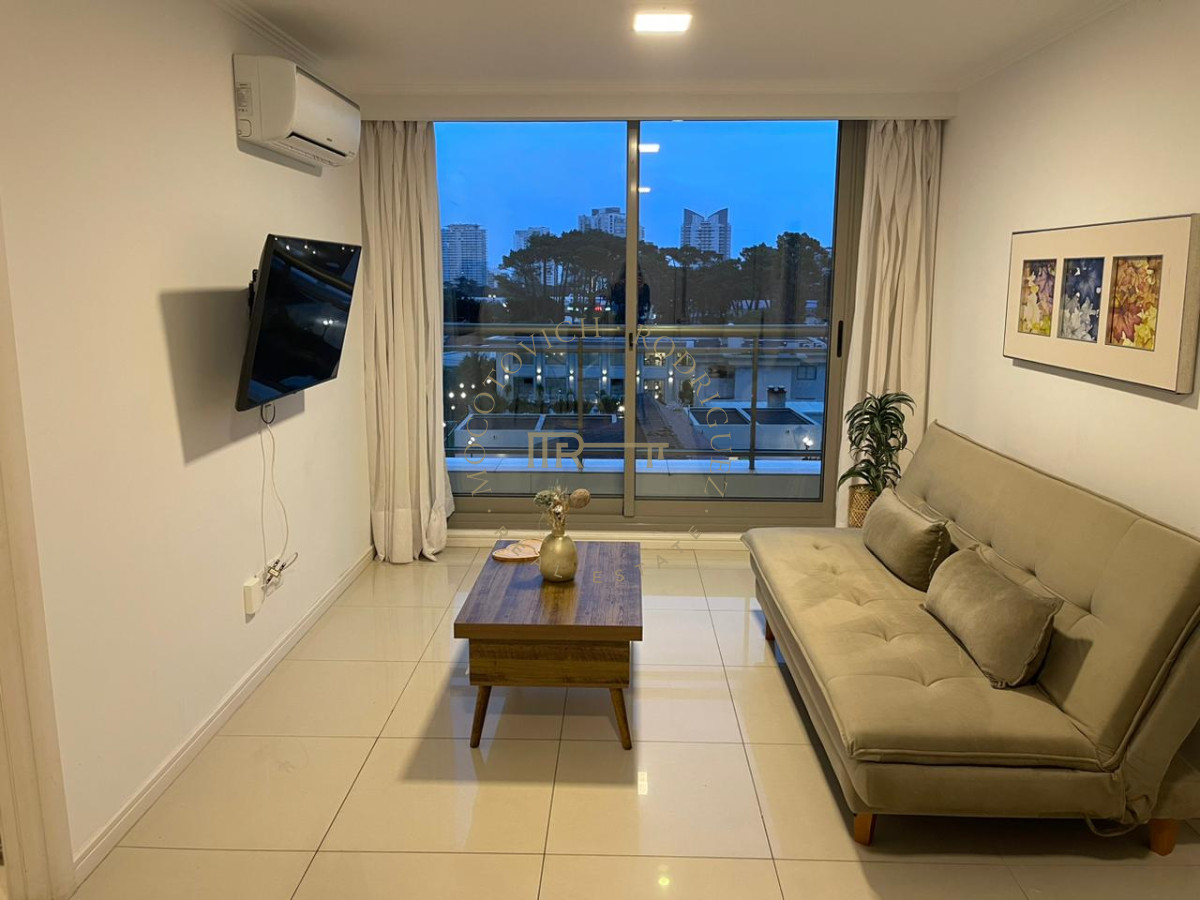 Apartamento ID.3064 - Apartamento de 1 dormitorio en Edificio con muy buenos servicios - Av. Roosevelt