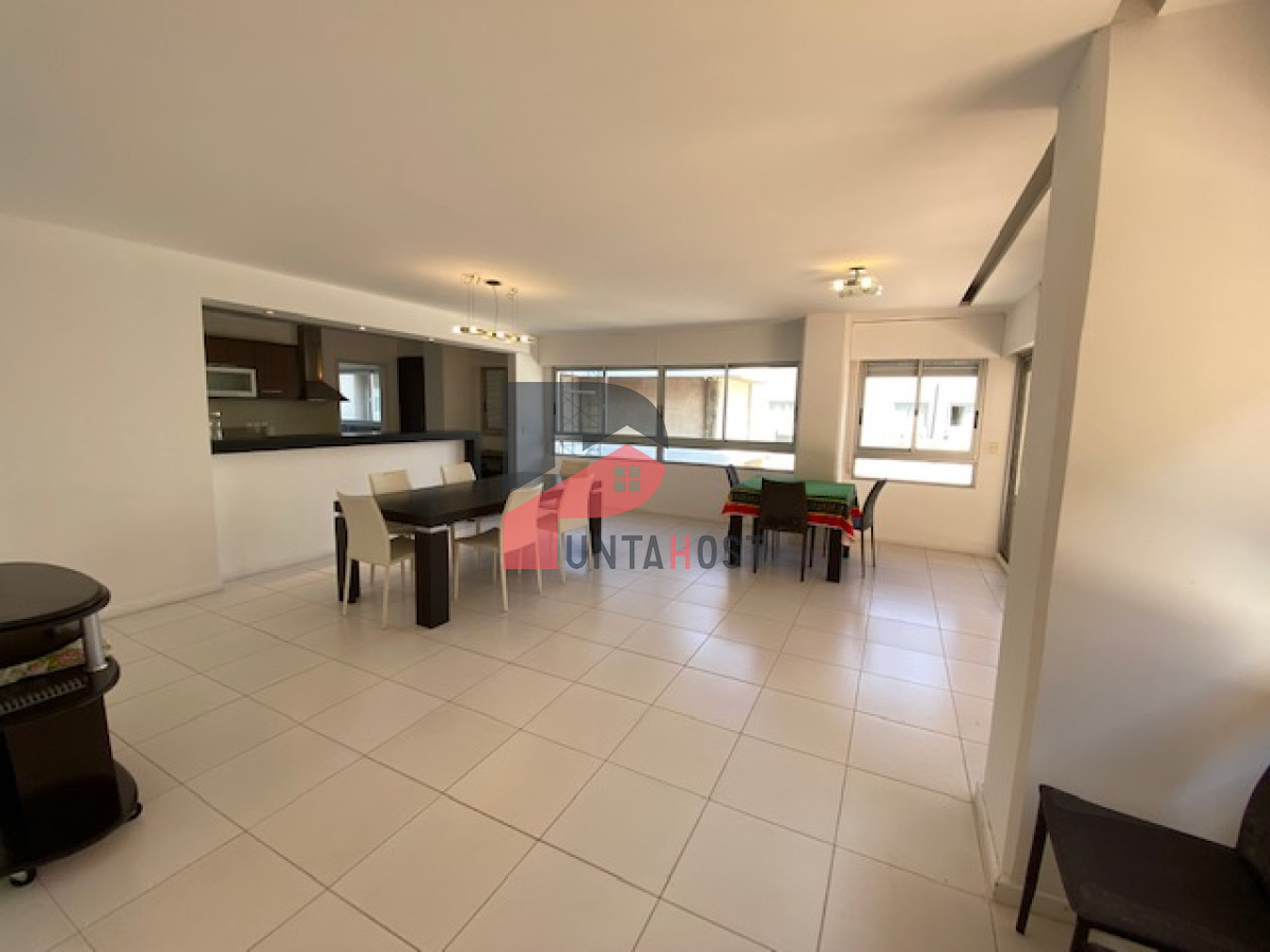Apartamento ID.25 - Torre Gattas - Apto 3 domitorios 3 baños mas toilete. Consulte !!!!