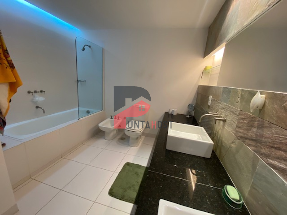 Apartamento ID.25 - Torre Gattas - Apto 3 domitorios 3 baños mas toilete. Consulte !!!!