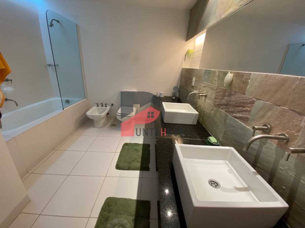 Apartamento ID.25 - Torre Gattas - Apto 3 domitorios 3 baños mas toilete. Consulte !!!!