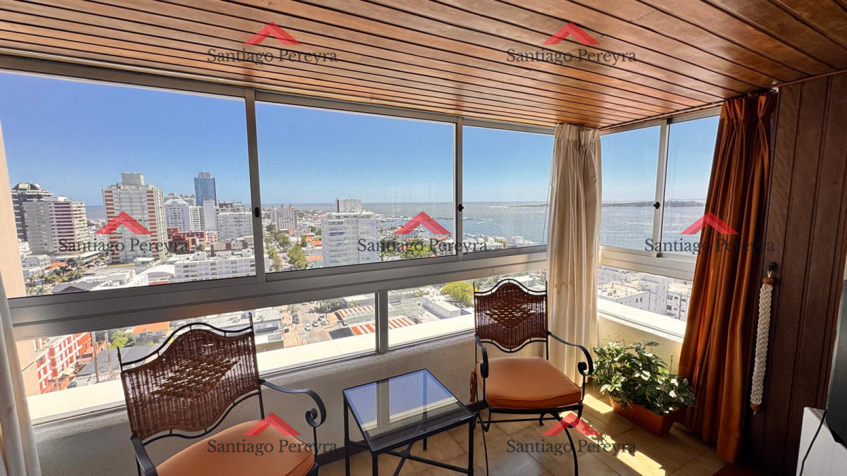 Apartamento ID.16800 - Apto en Torre Gattas -3 dor, 3 Baños, Balcón con vista a la playa mansa y brava.