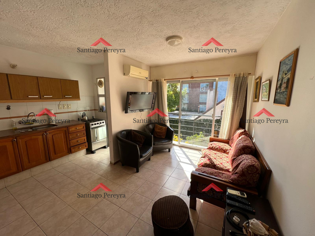 Apartamento ID.14186 - Hermoso apartamento orientación al sol, con cochera!!! Consulte por más información!!!