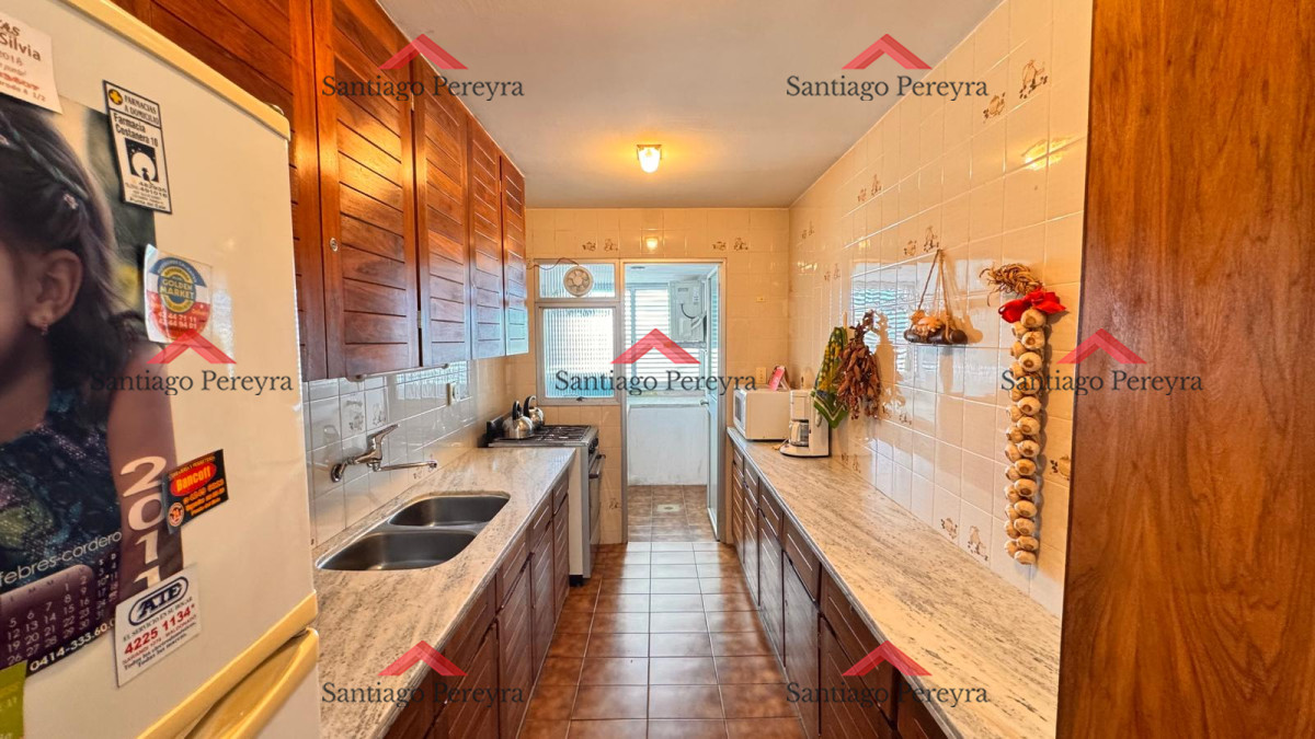 Apartamento ID.16800 - Apto en Torre Gattas -3 dor, 3 Baños, Balcón con vista a la playa mansa y brava.