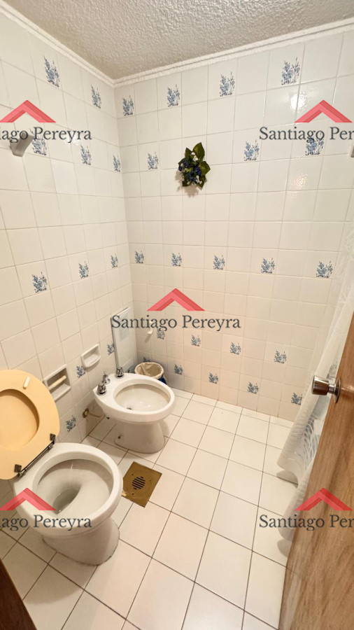 Apartamento ID.16800 - Apto en Torre Gattas -3 dor, 3 Baños, Balcón con vista a la playa mansa y brava.