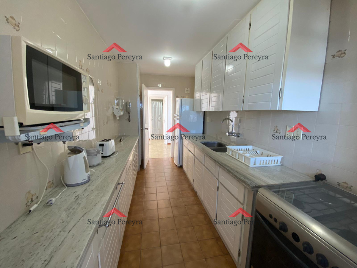 Apartamento ID.13223 - Apto en Peninsula de 3 dor, 3 baños cocina con lavadero vistas espectaculares!