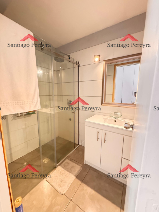 Apartamento ID.16967 - APARTAMENTO EN PLENA PENINSULA CUENTA CON EXCELENTE TERRAZA