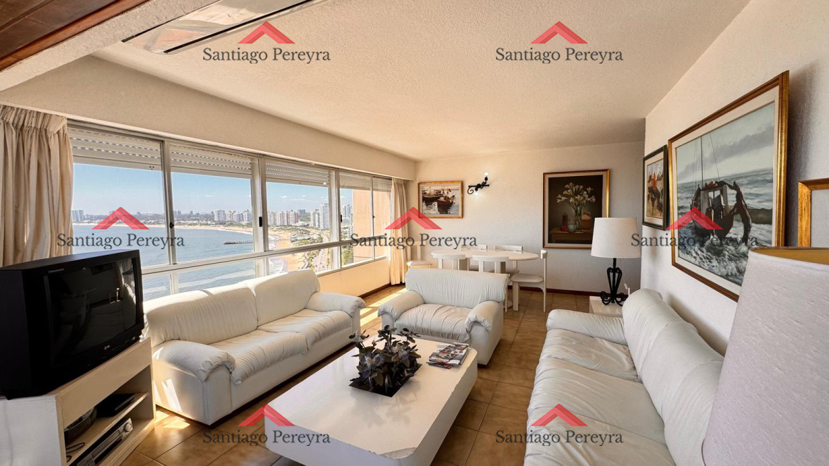 Apartamento ID.16800 - Apto en Torre Gattas -3 dor, 3 Baños, Balcón con vista a la playa mansa y brava.