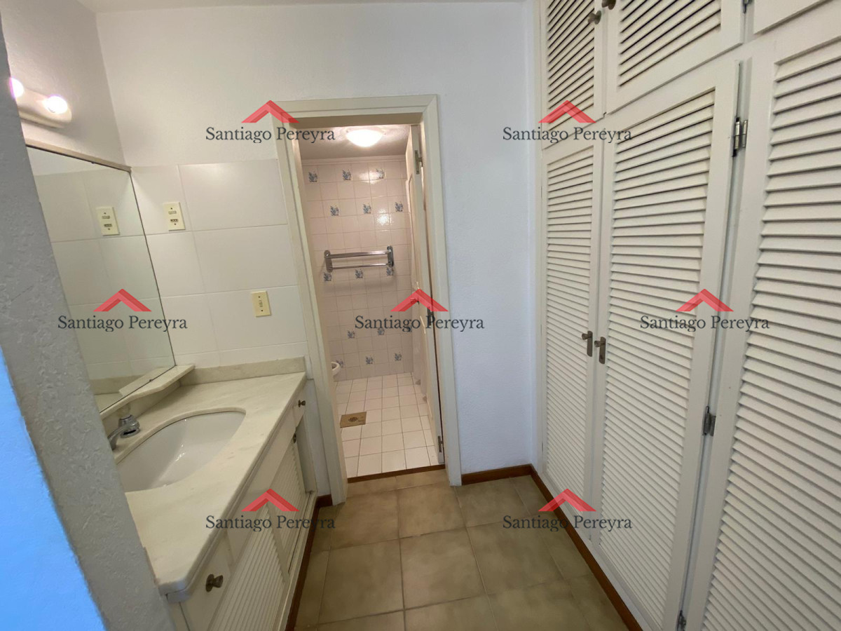 Apartamento ID.13223 - Apto en Peninsula de 3 dor, 3 baños cocina con lavadero vistas espectaculares!