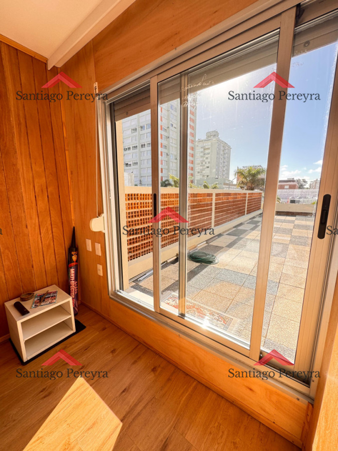 Apartamento ID.16967 - APARTAMENTO EN PLENA PENINSULA CUENTA CON EXCELENTE TERRAZA