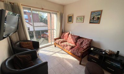 Hermoso apartamento orientación al sol, con cochera!!! Consulte por más información!!!