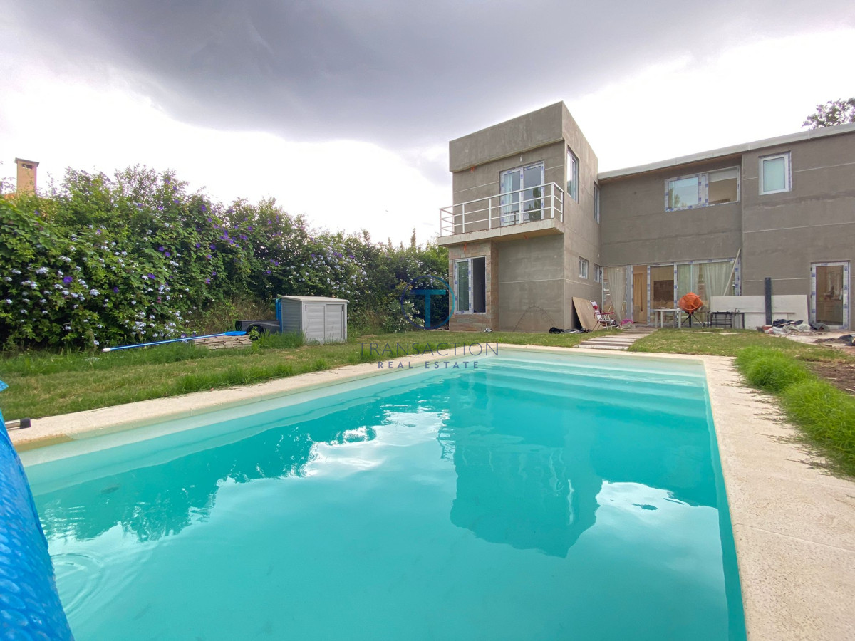 Casa ID.1039/Venta--casa-Jardines-de-cordoba- - HERMOSA Casa a Estrenar en Marly, Beverly Hills Punta del Este!!! CONSULTENOS!!! 