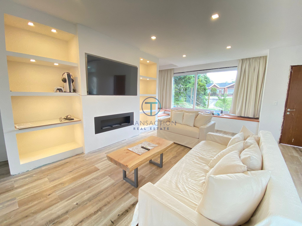 Casa ID.1039/Venta--casa-Jardines-de-cordoba- - HERMOSA Casa a Estrenar en Marly, Beverly Hills Punta del Este!!! CONSULTENOS!!! 