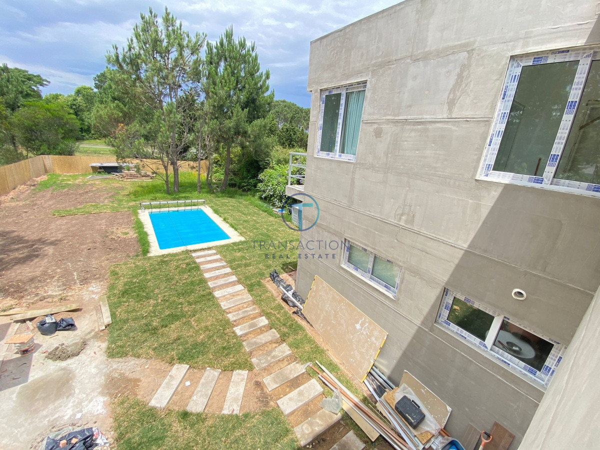 Casa ID.1039/Venta--casa-Jardines-de-cordoba- - HERMOSA Casa a Estrenar en Marly, Beverly Hills Punta del Este!!! CONSULTENOS!!! 