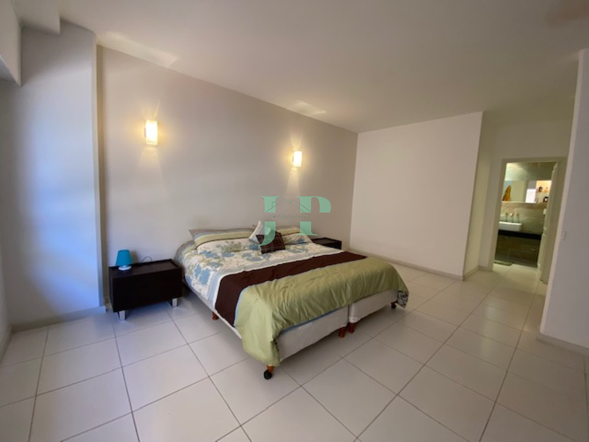 Apartamento ID.603 - Apartameto en plena peninsula de 3 domitorios 3 baños mas toilete. Consulte !!!!