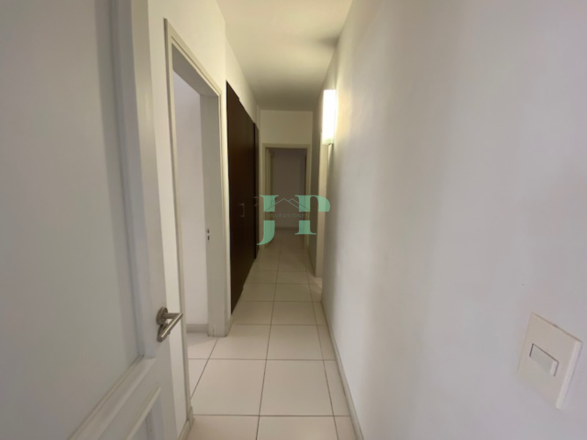 Apartamento ID.603 - Apartameto en plena peninsula de 3 domitorios 3 baños mas toilete. Consulte !!!!