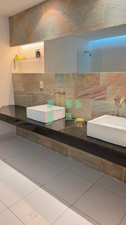 Apartamento ID.603 - Apartameto en plena peninsula de 3 domitorios 3 baños mas toilete. Consulte !!!!