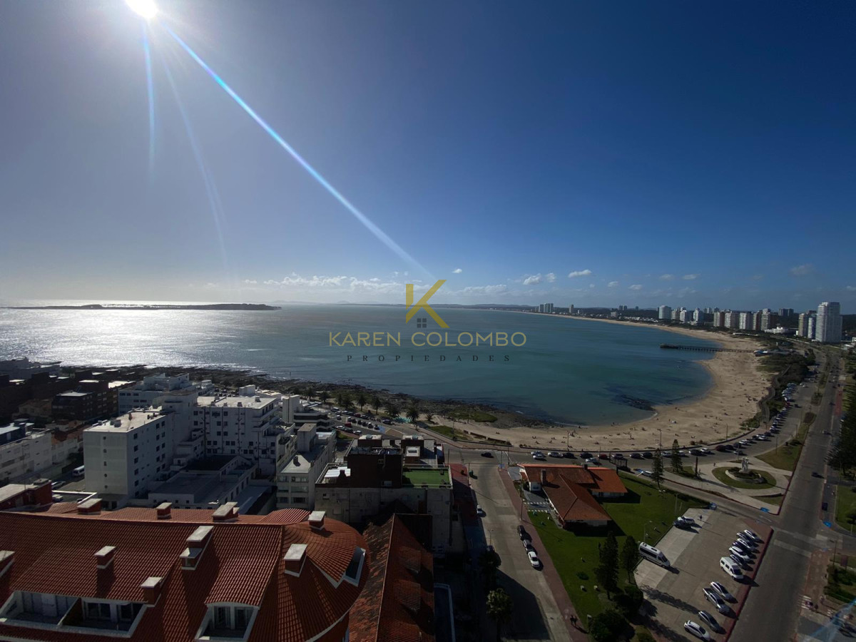 Apartamento ID.21095623 - Apto en Torre Gattas - 3 dor, 3 Baños ( 2 en suite), Balcon con vista a la playa mansa y brava. En una excelente Ubicacion. Consulte!!!!! por alquiler