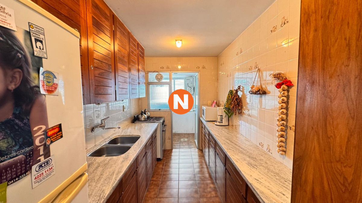 Apartamento Ref.224219 - Apto en Torre Gattas -3 dor, 3 Baños, Balcón con vista a la playa mansa y brava. 