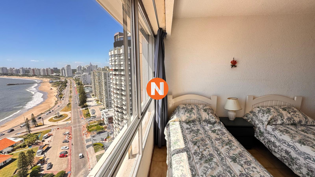 Apartamento Ref.224219 - Apto en Torre Gattas -3 dor, 3 Baños, Balcón con vista a la playa mansa y brava. 