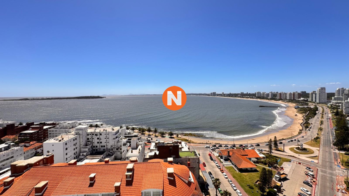 Apartamento Ref.224219 - Apto en Torre Gattas -3 dor, 3 Baños, Balcón con vista a la playa mansa y brava. 