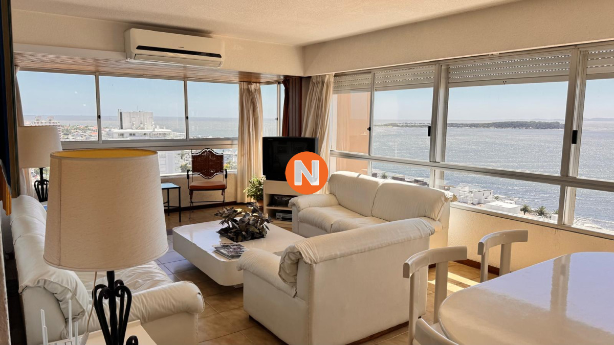 Apartamento Ref.224219 - Apto en Torre Gattas -3 dor, 3 Baños, Balcón con vista a la playa mansa y brava. 