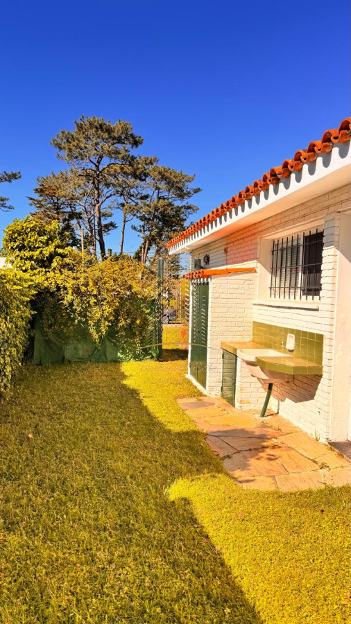 Casa ID.817 - Casa en venta en Punta del Este, mansa a 500 mts del mar! 