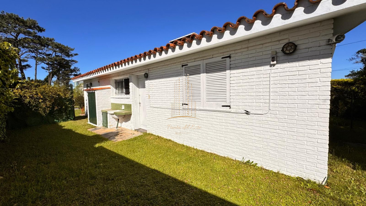 Casa ID.817 - Casa en venta en Punta del Este, mansa a 500 mts del mar! 