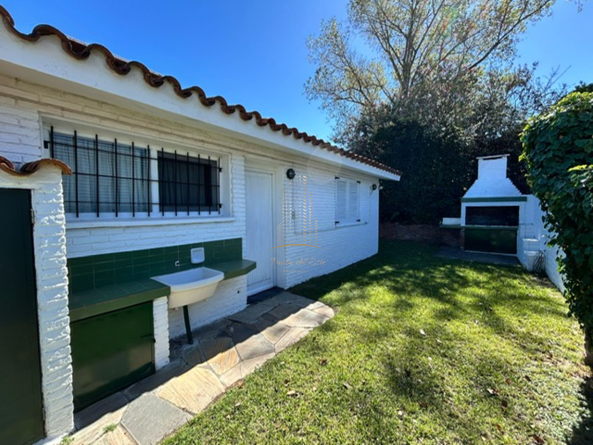 Casa ID.817 - Casa en venta en Punta del Este, mansa a 500 mts del mar! 