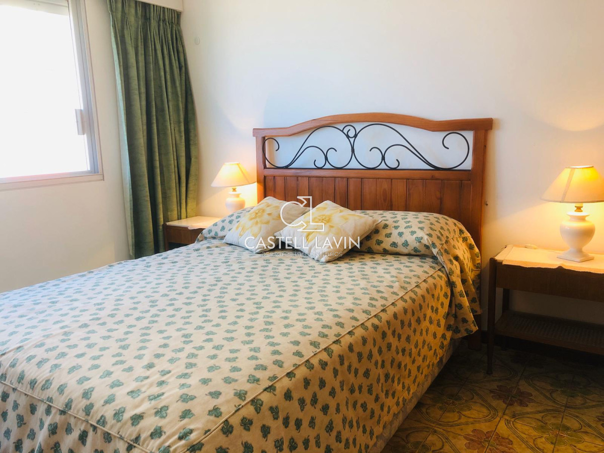 Apartamento ID.415 - Venta Apartamento 2 Dormitorios con Vista al Mar Peninsula Punta del Este