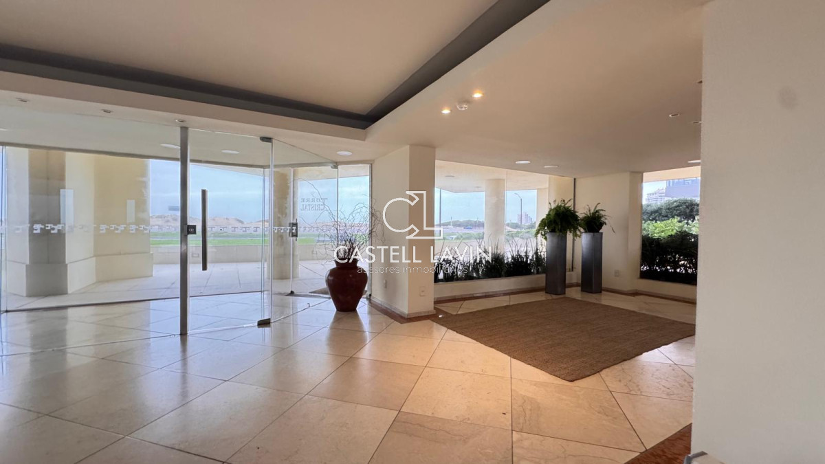 Apartamento ID.659 - Venta Apartamento 2 Dormitorios frente a la playa Brava Punta del Este