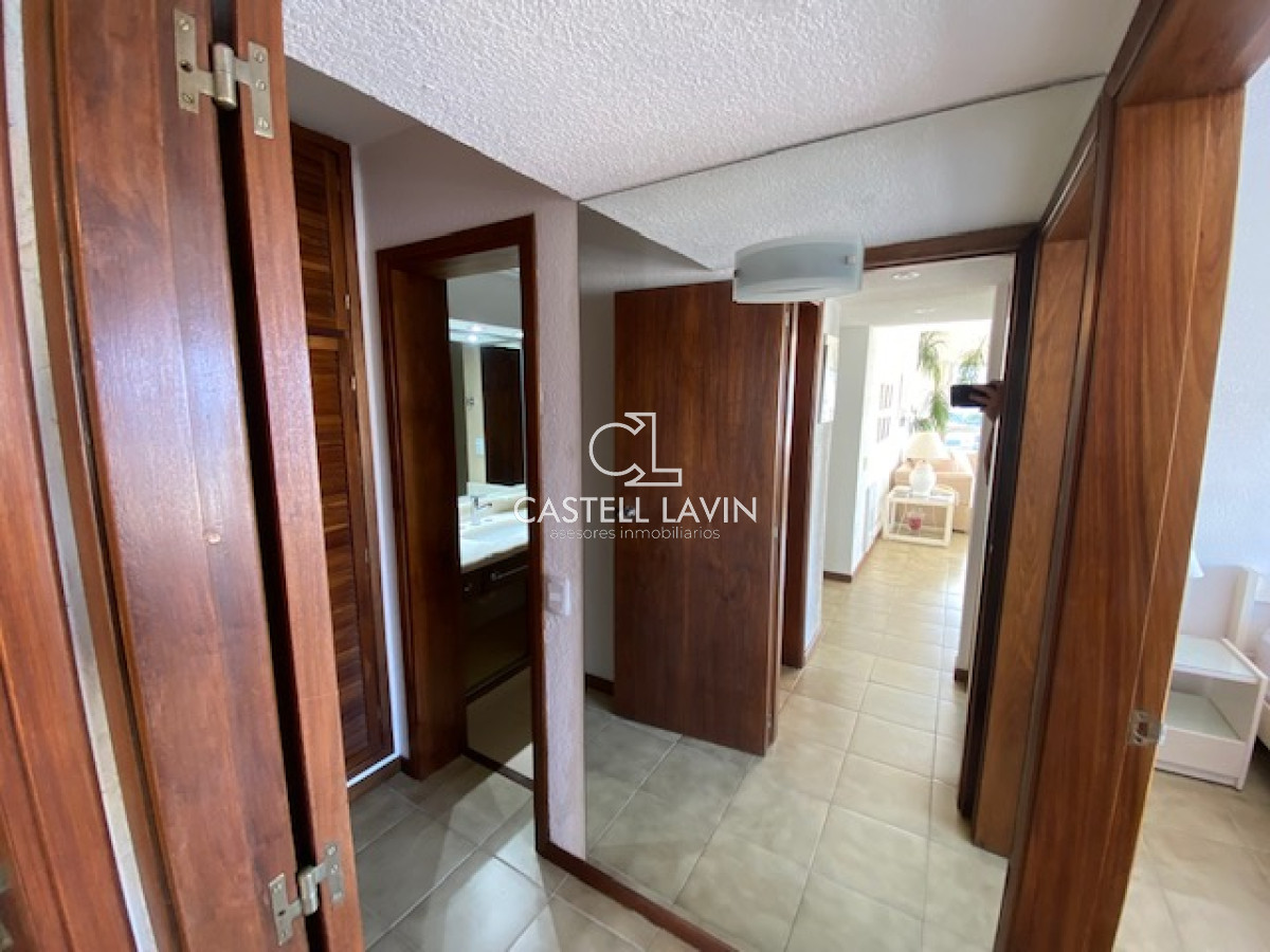 Apartamento ID.421 - Venta Apartamento 2 dormitorios Peninsula Punta del Este