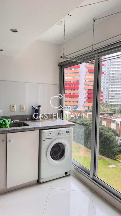 Apartamento ID.659 - Venta Apartamento 2 Dormitorios frente a la playa Brava Punta del Este