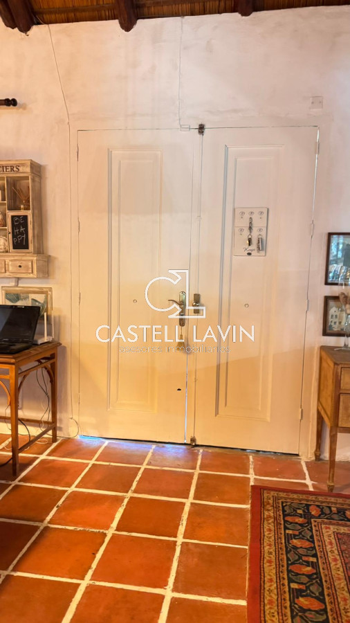 Casa ID.467 - Venta Casa 4 Dormitorios con piscina en Pinares Maldonado