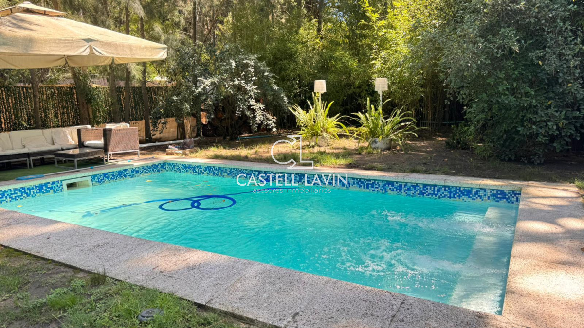 Casa ID.467 - Venta Casa 4 Dormitorios con piscina en Pinares Maldonado