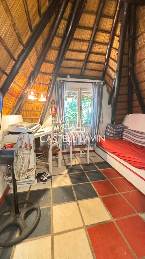 Casa ID.467 - Venta Casa 4 Dormitorios con piscina en Pinares Maldonado