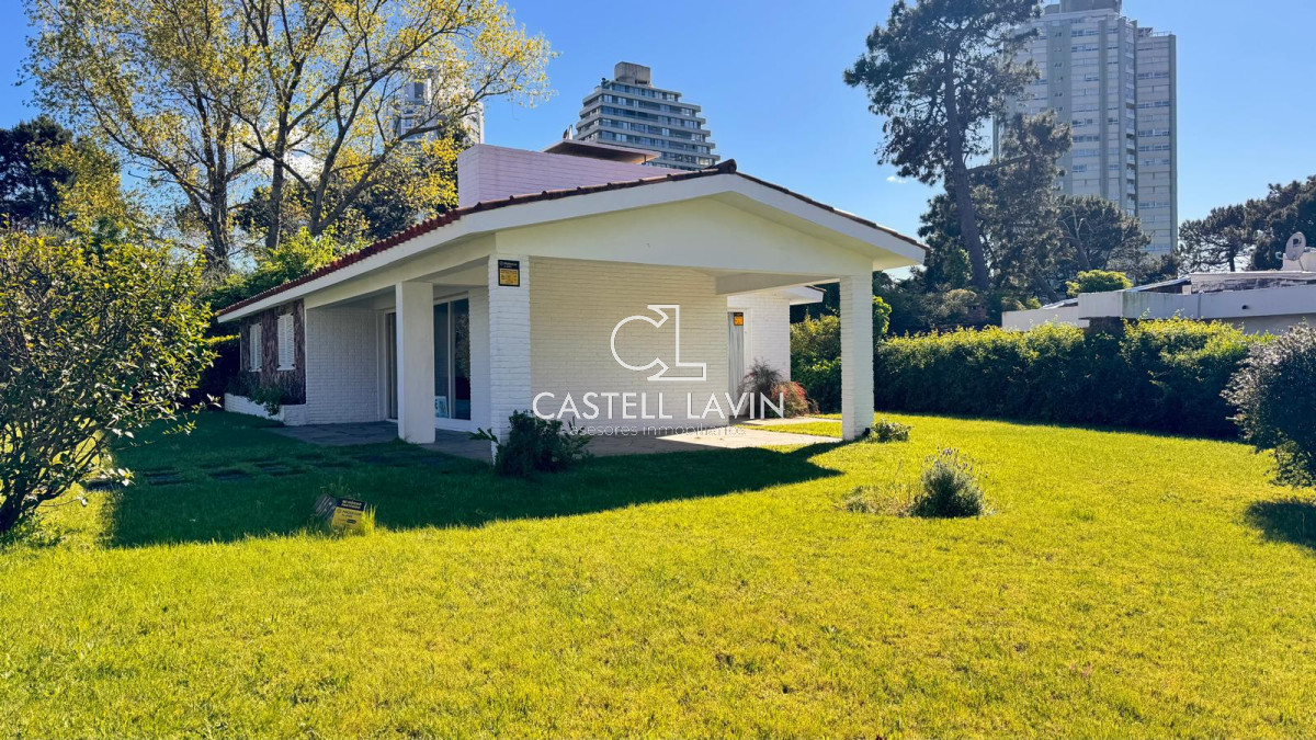 Casa ID.466 - Venta Casa 3 Dormitorios en Barrio Arcobaleno Punta del Este