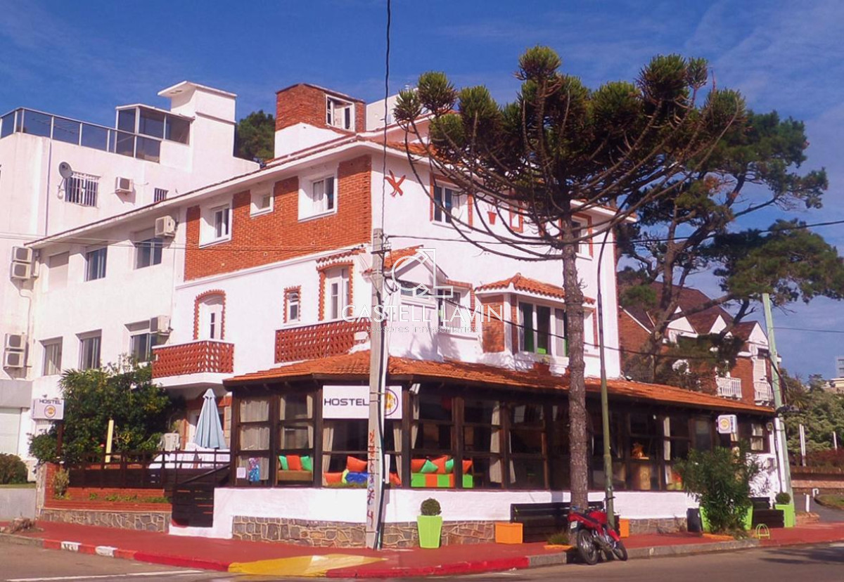Casa ID.419 - Casa a pasos de la rambla mansa - Apta para Hostel y gastronomía.