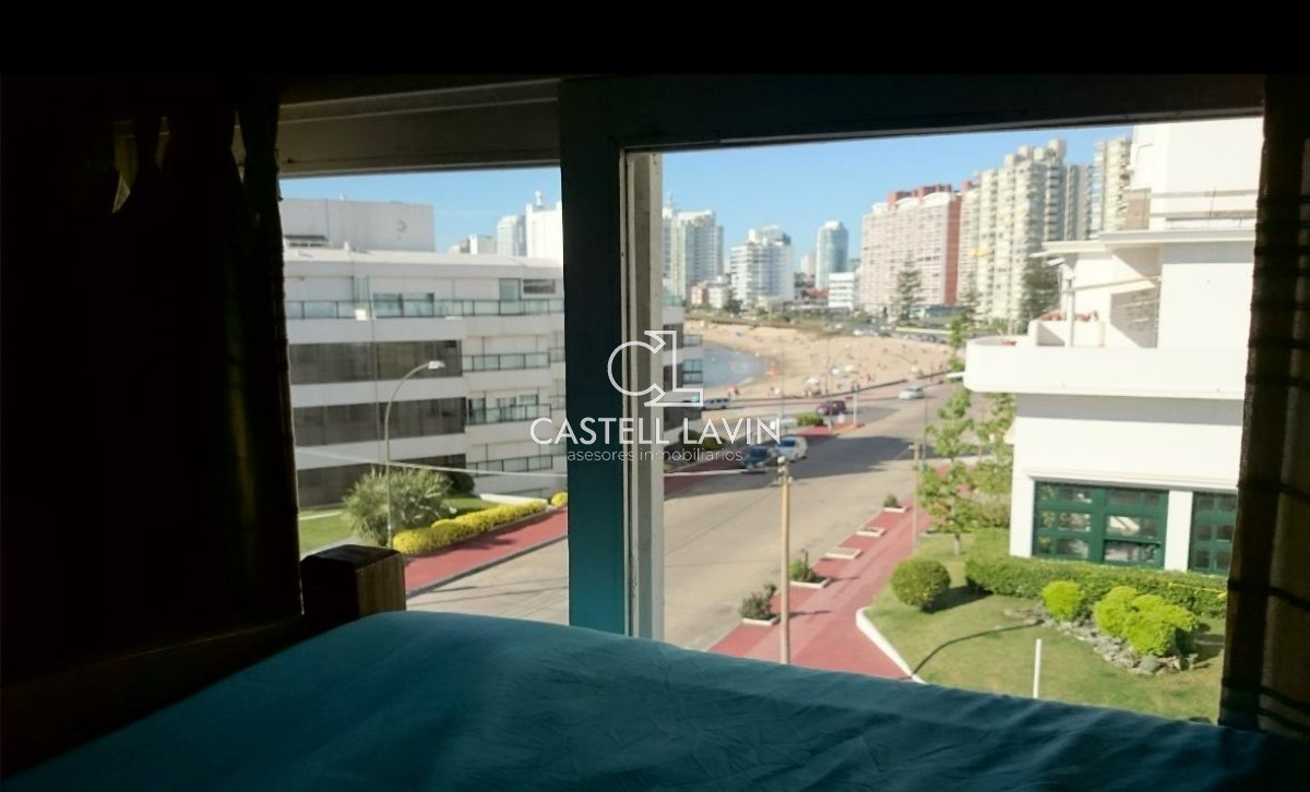 Casa ID.419 - Casa a pasos de la rambla mansa - Apta para Hostel y gastronomía.