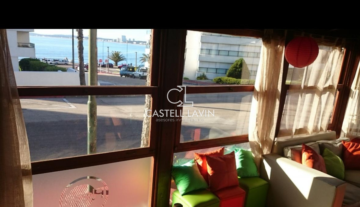 Casa ID.419 - Casa a pasos de la rambla mansa - Apta para Hostel y gastronomía.