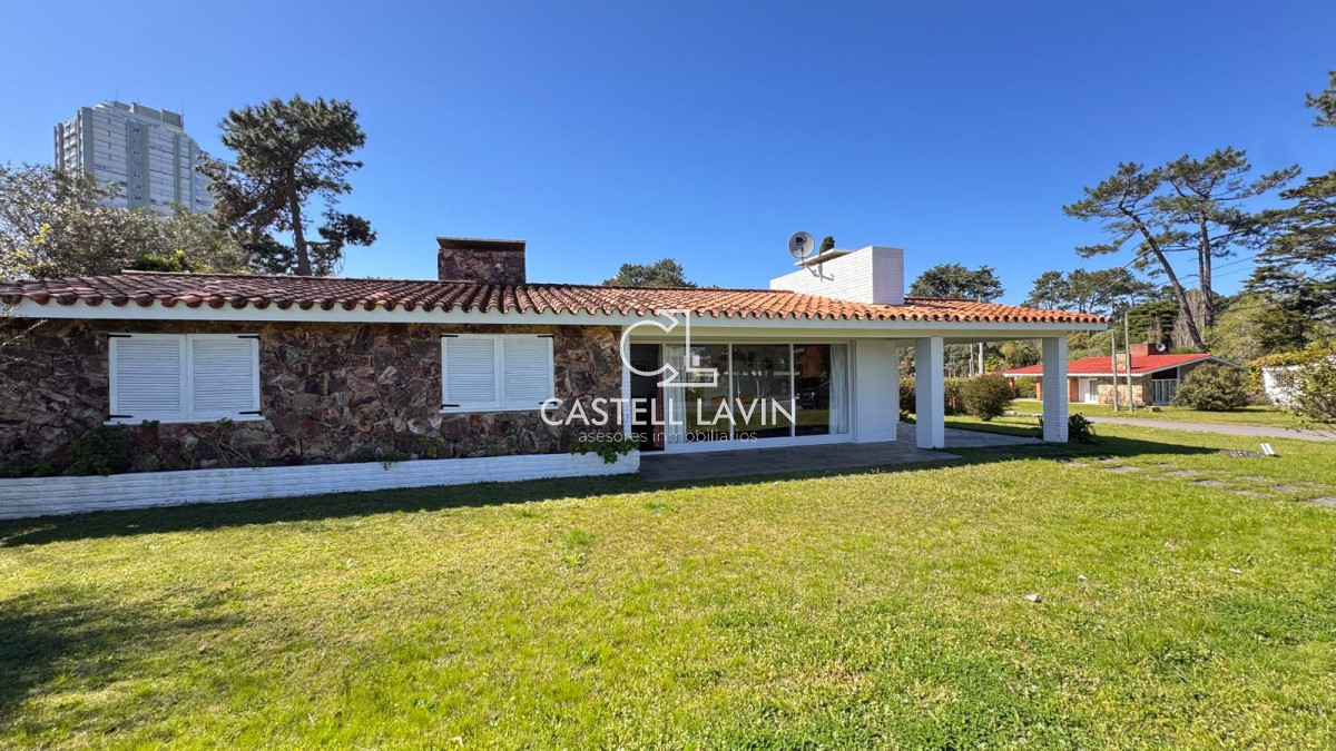 Casa ID.466 - Venta Casa 3 Dormitorios en Barrio Arcobaleno Punta del Este