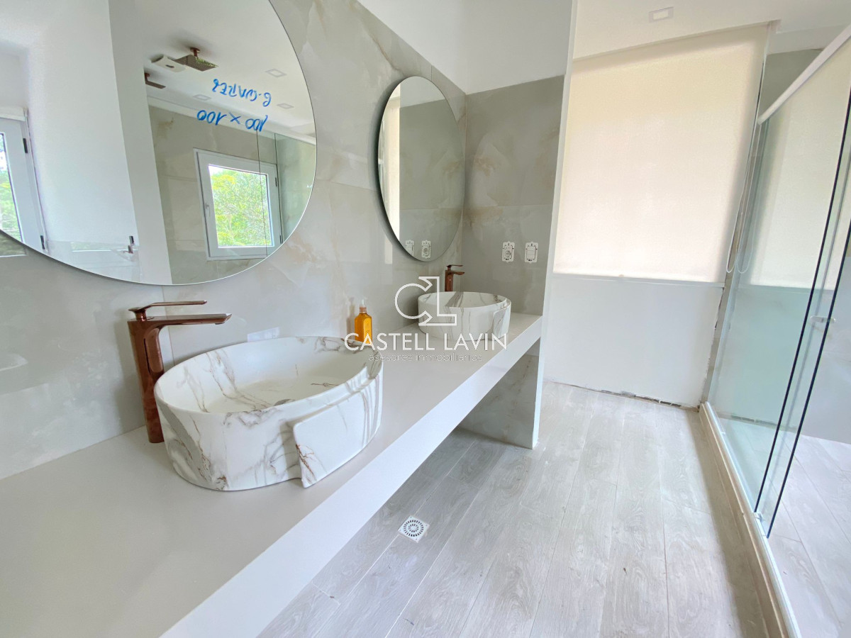 Casa ID.469 - Venta Casa a Estrenar en Marly Beverly Hills Punta del Este