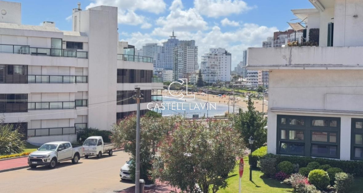 Casa ID.419 - Casa a pasos de la rambla mansa - Apta para Hostel y gastronomía.